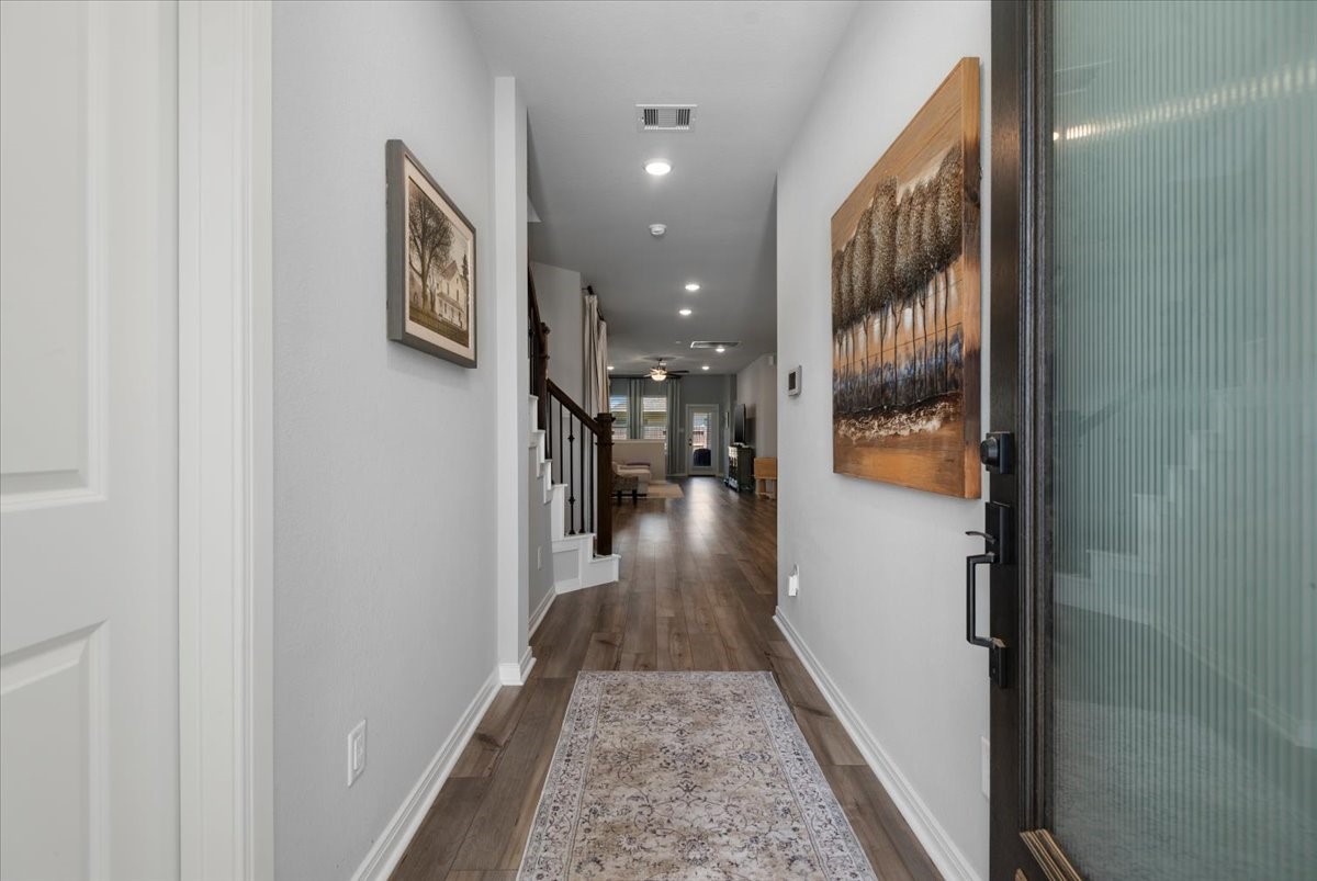 27134 Cutleaf Daisy Court Hockley, TX 77447 - Photo 5 of 46 Welcome home!!! The 1/2 bath is conveniently located to the left as you enter the home.