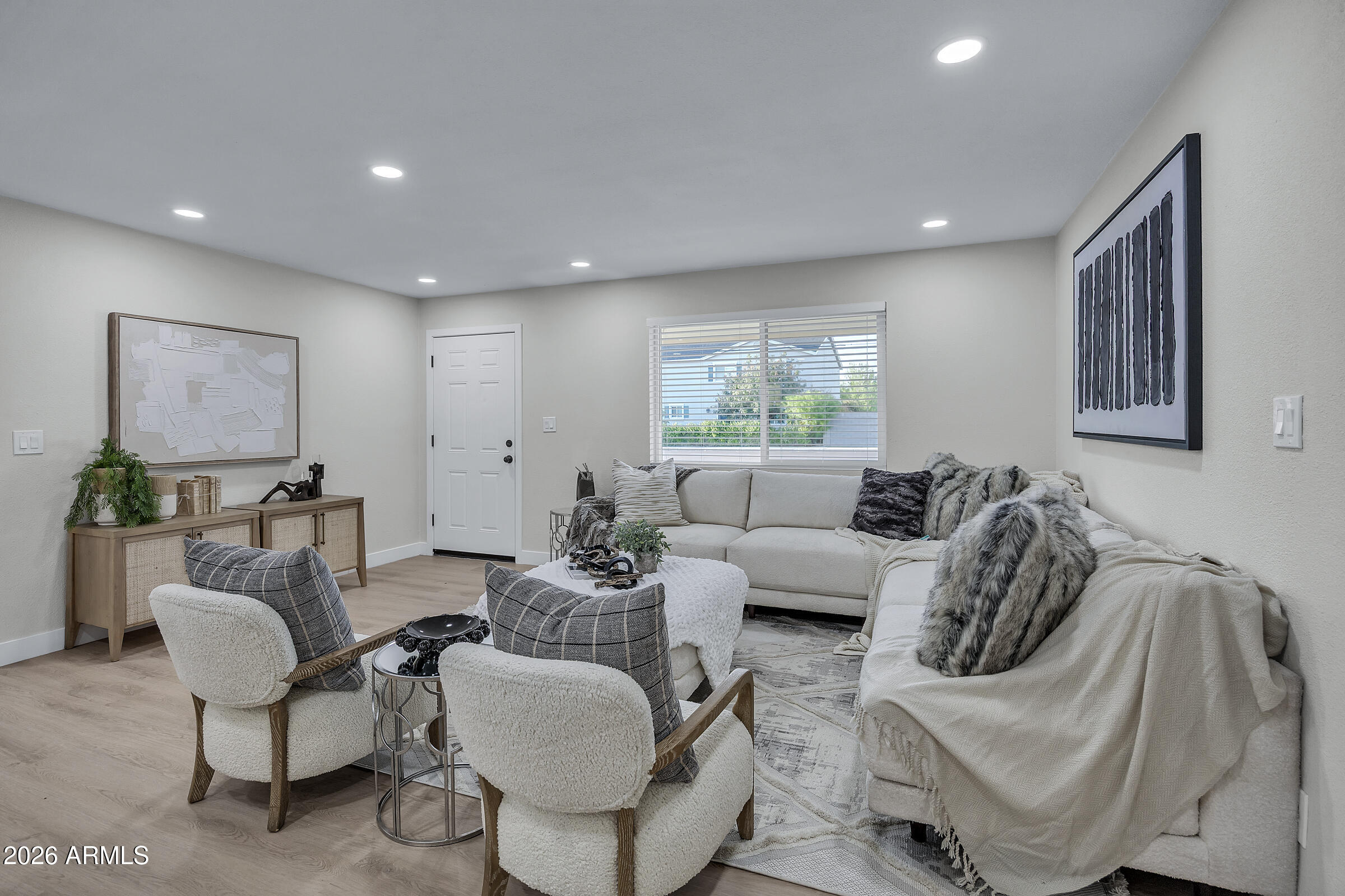 1033 West Rio Salado Parkway Mesa, AZ 85201 - Photo 4 of 33