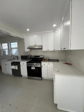 $928,000 | 3820 Sedgwick Avenue | Kingsbridge Heights