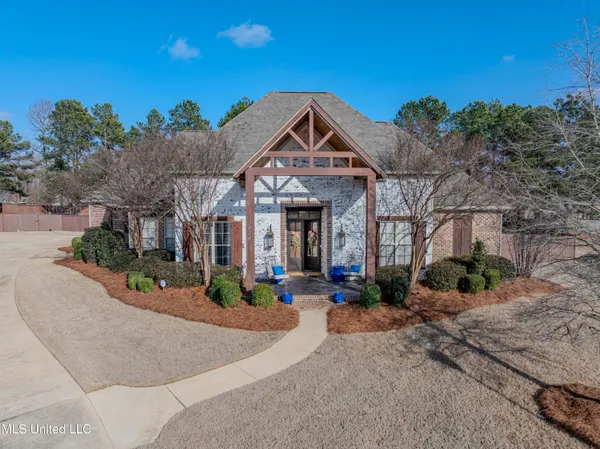$785,000 | 424 Stonewater Cove, Madison, MS 39110