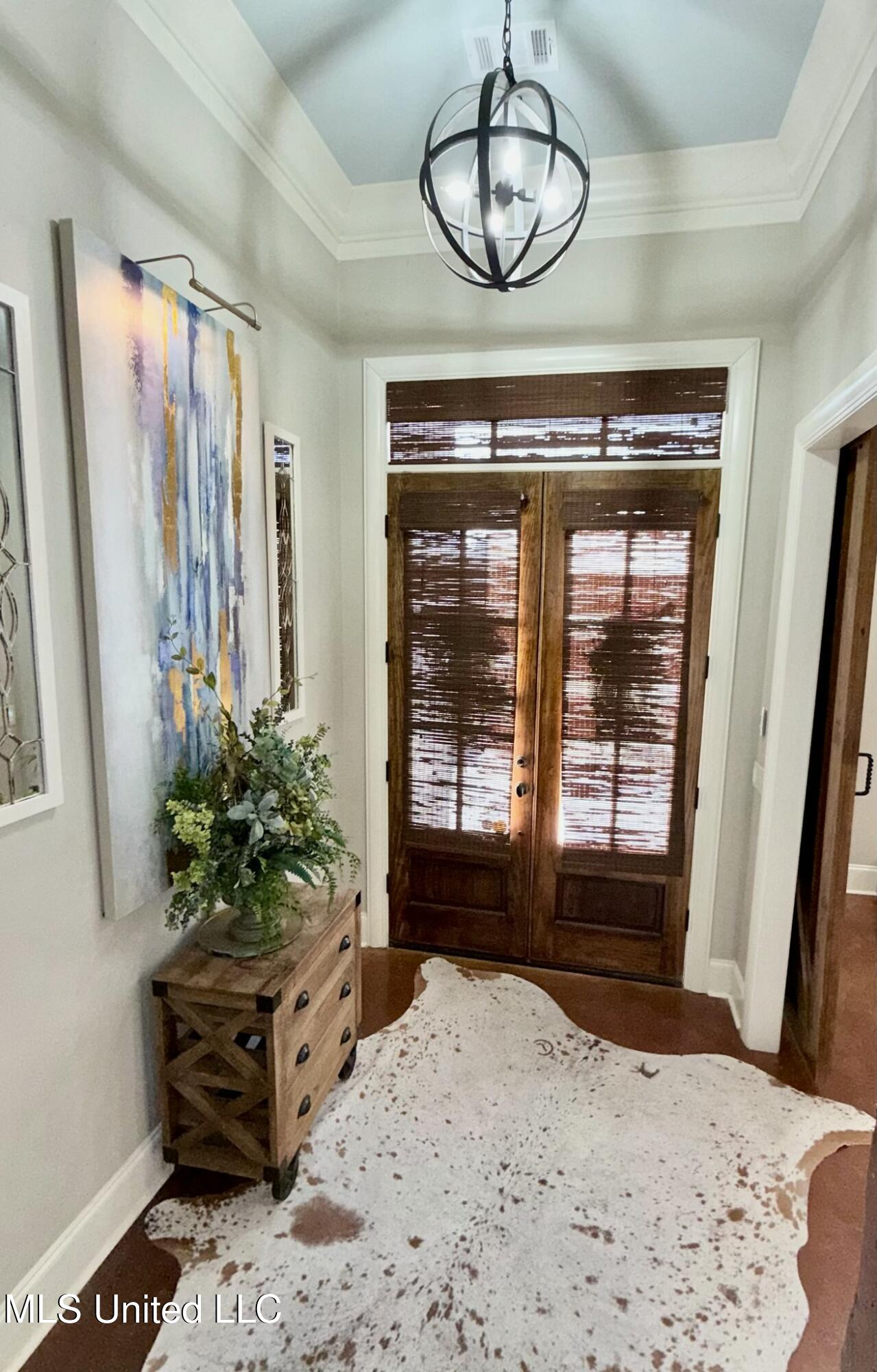 424 Stonewater Cove Madison, MS 39110 - Photo 2 of 32 foyer