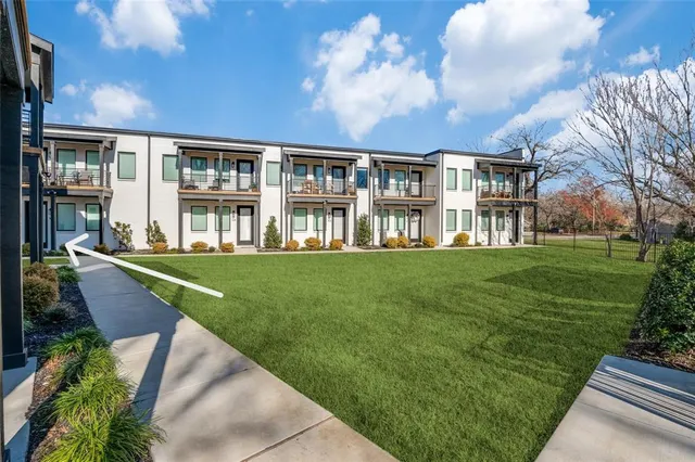 $1,395 | 408 Martin Luther King Junior Boulevard, Unit 105, Waxahachie, TX 75165