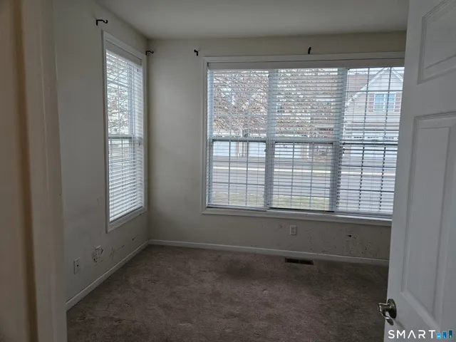 $479,900 | 5 Lilac Lane, Unit 5, Prospect, CT 06712