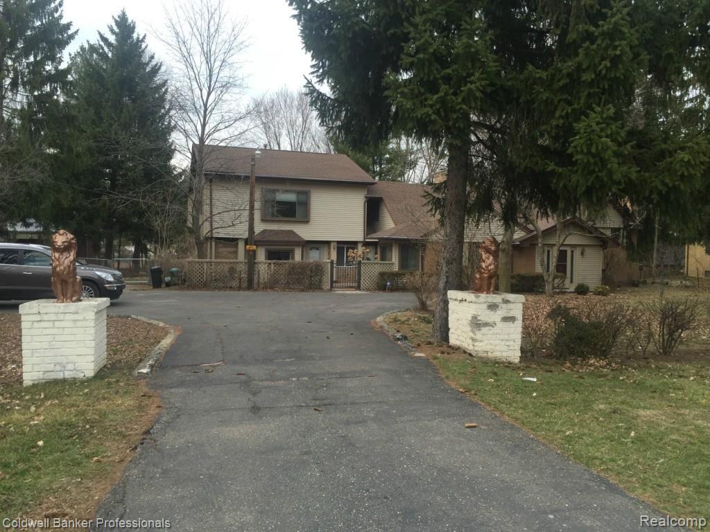 4290 Calkins Road Flint, MI 48532 - Photo 1 of 31