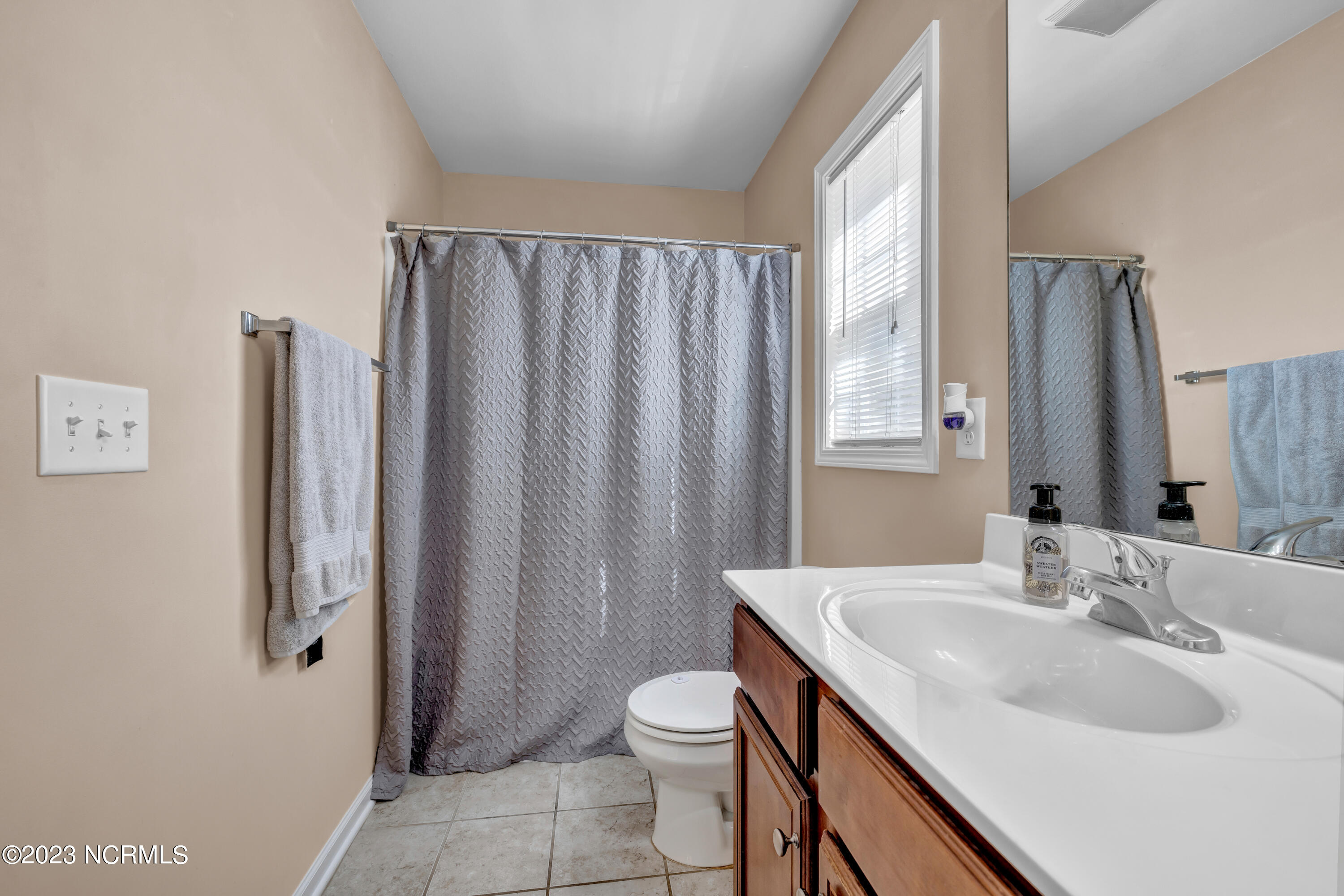 477 Sand Ridge Road Hubert, NC 28539 - Photo 20 of 25 Master Bath