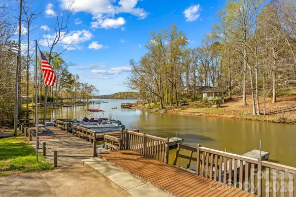 $679,900 | 260 River Country Road, Salisbury, NC 28146