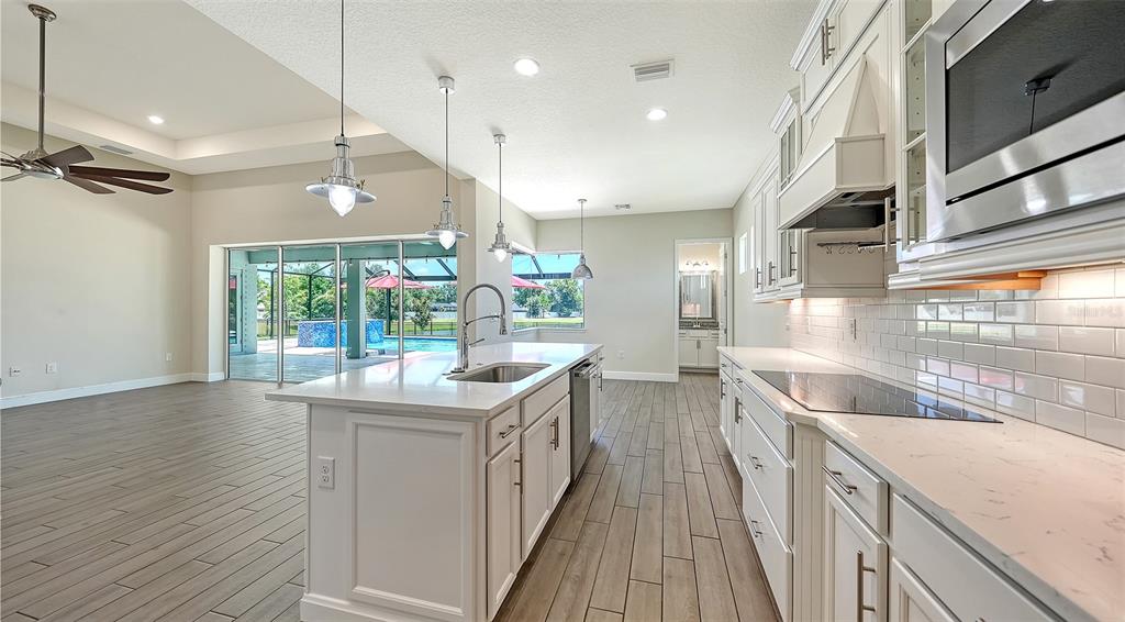 7499 Ripetta Street Sarasota, FL 34240 - Photo 13 of 49