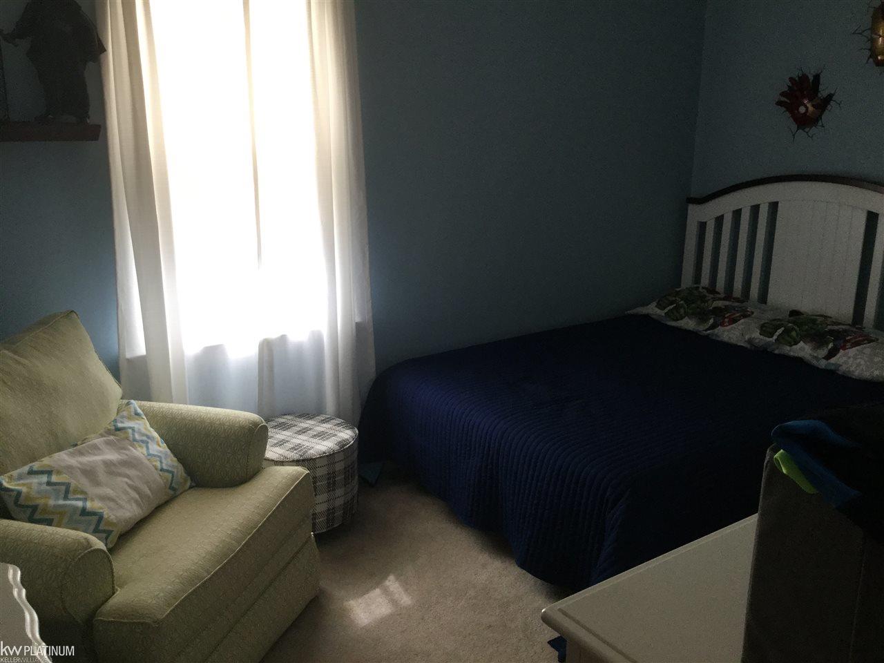 96 Riverside Drive Mount Clemens, MI 48043 - Photo 23 of 35 BEDROOM 2