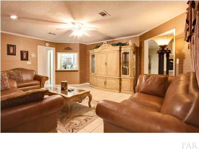 517 Turnberry Road Cantonment, FL 32533 - Photo 10 of 24 Gallery Image 10