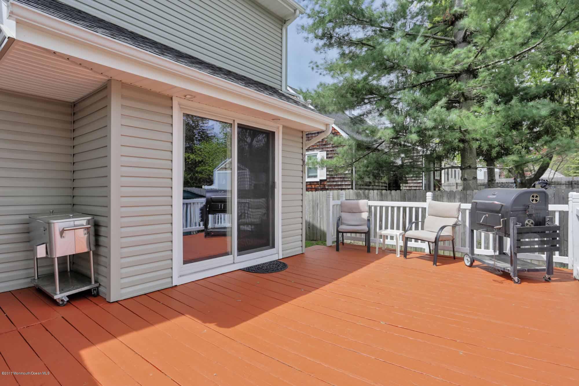 103 Ravine Drive Matawan, NJ 07747 - Photo 5 of 17 IMG_9666_7_8