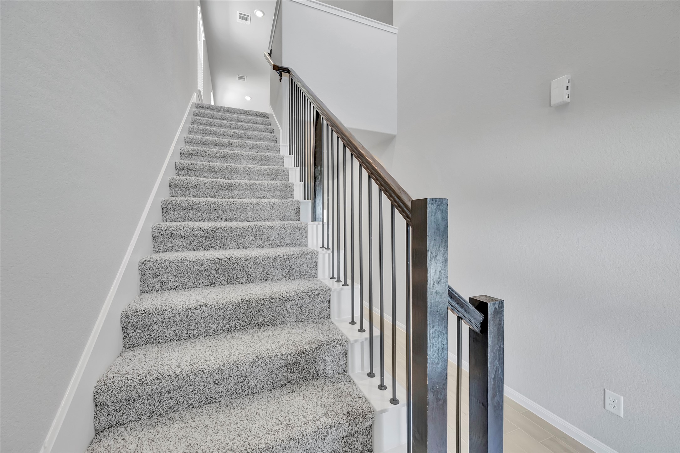 420 Sunrise Ranch Drive Montgomery, TX 77316 - Photo 15 of 26 a view of entryway