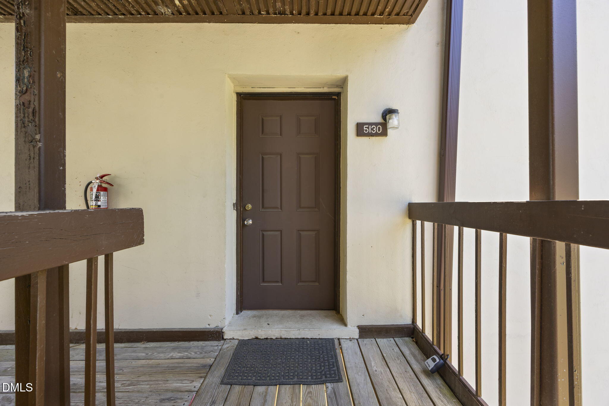 5130 Flint Ridge Place Raleigh, NC 27609 - Photo 2 of 20 15-web-or-mls-484A6059