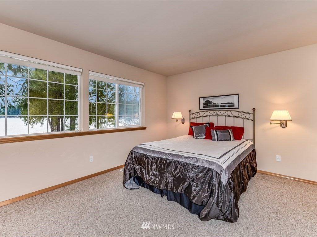 24101 South Lake Roesiger Road Snohomish, WA 98290 - Photo 13 of 24
