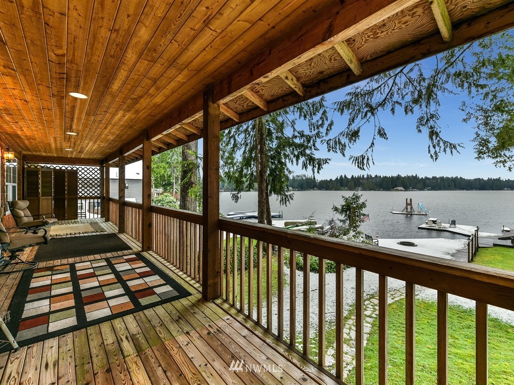 24101 South Lake Roesiger Road Snohomish, WA 98290 - Photo 17 of 24