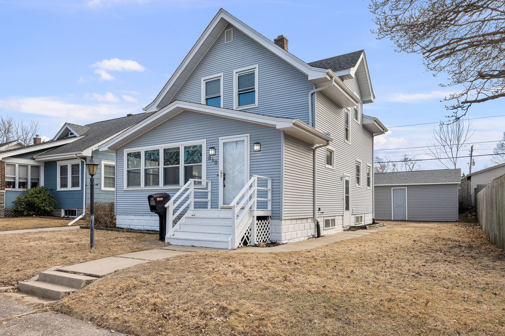 350 15th Avenue Moline, IL 61265 - Photo 1 of 29