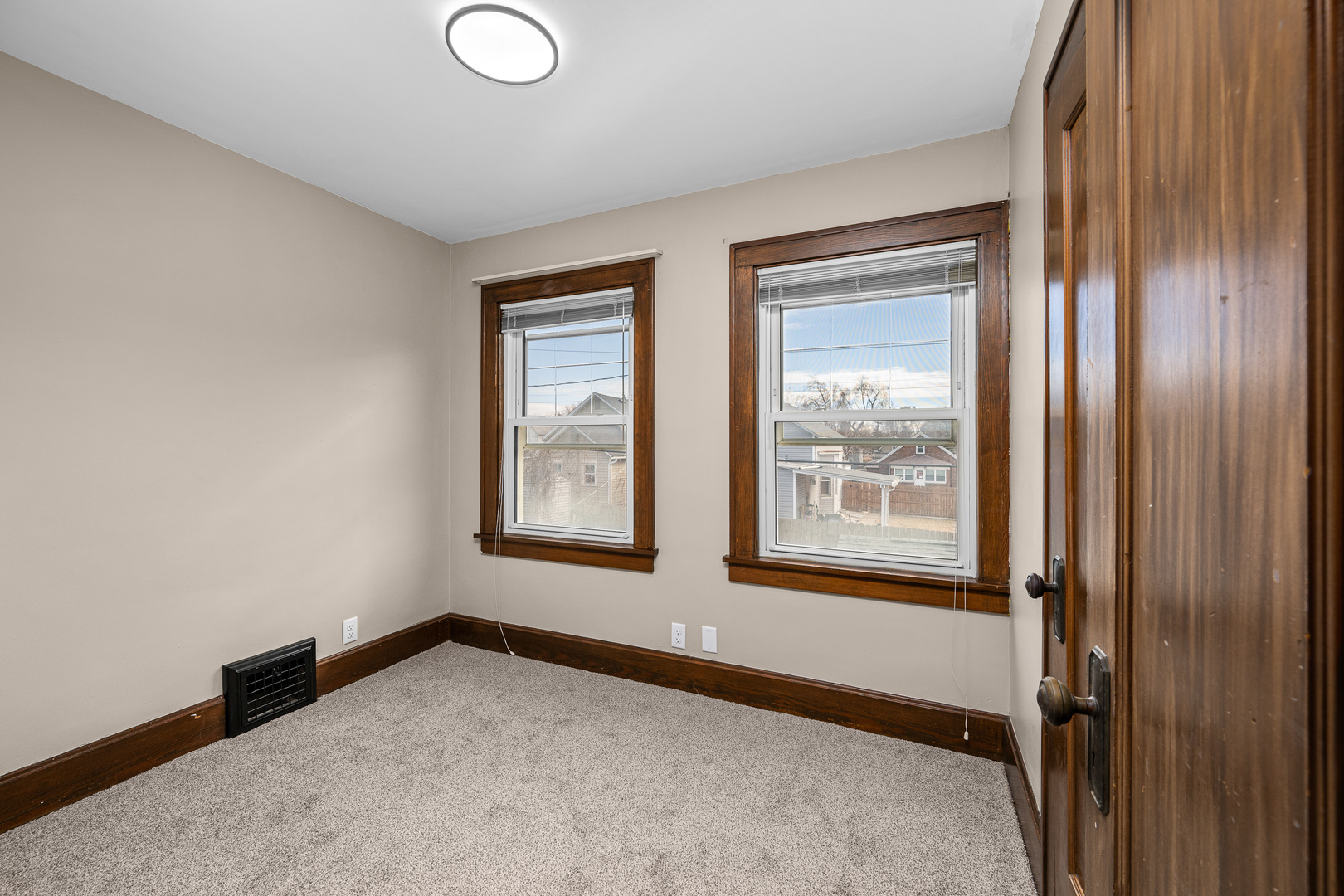 350 15th Avenue Moline, IL 61265 - Photo 23 of 29