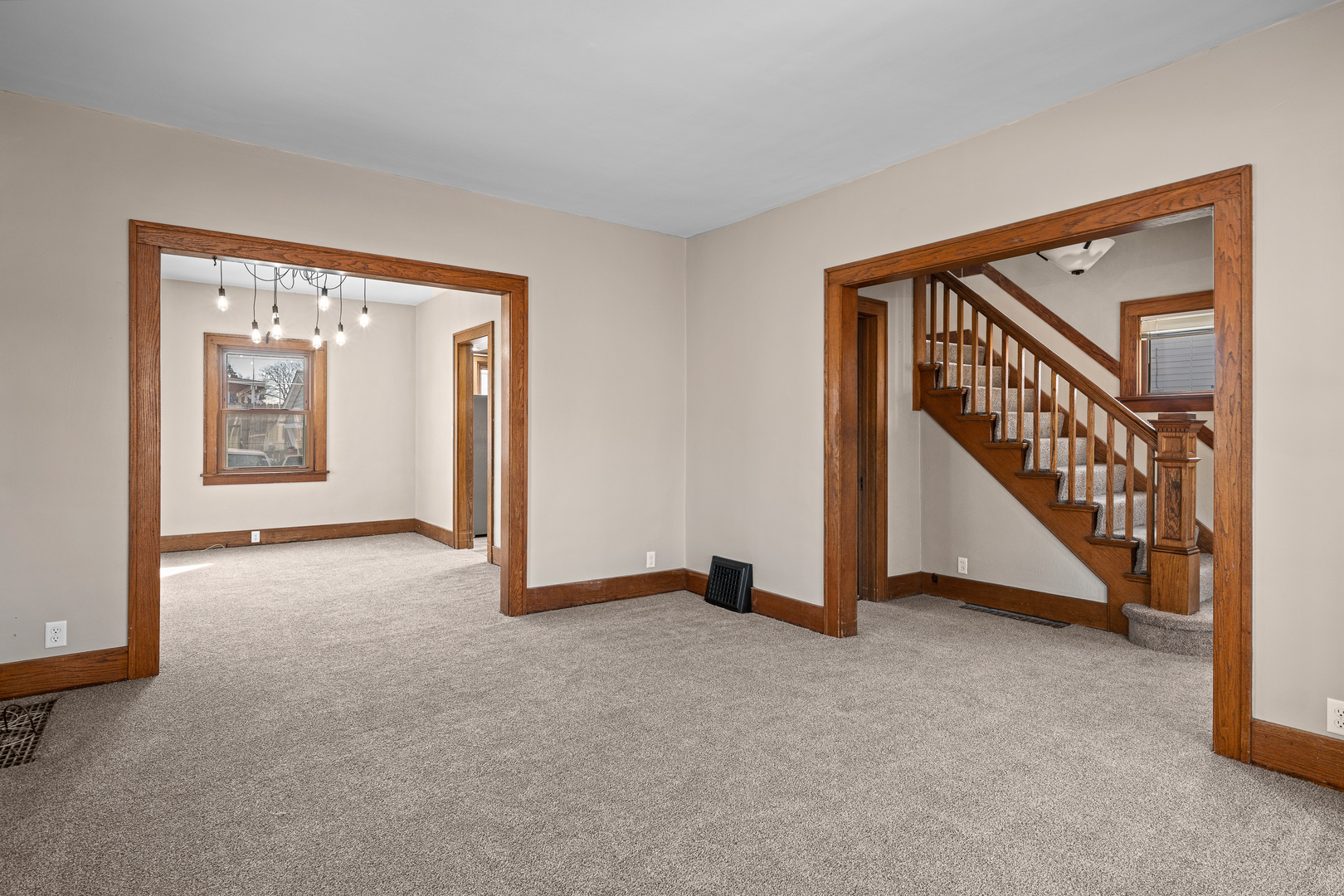 350 15th Avenue Moline, IL 61265 - Photo 6 of 29