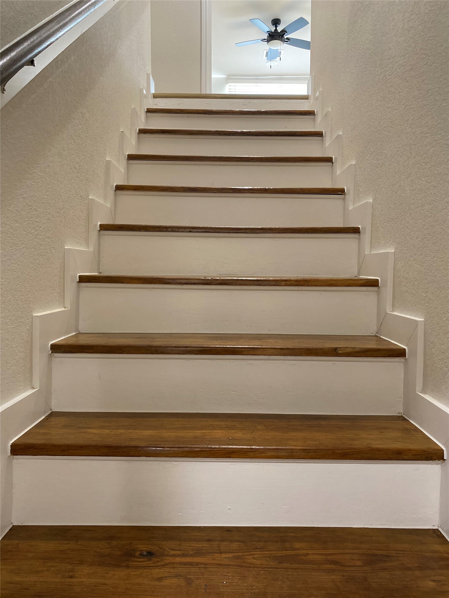 4901 Winnetka Street Houston, TX 77021 - Photo 30 of 45 a view of entryway