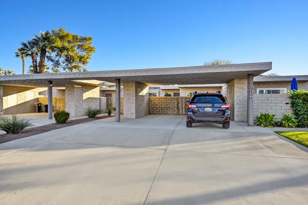 $2,150 | 82239 Waring Way, Indio, CA 92201