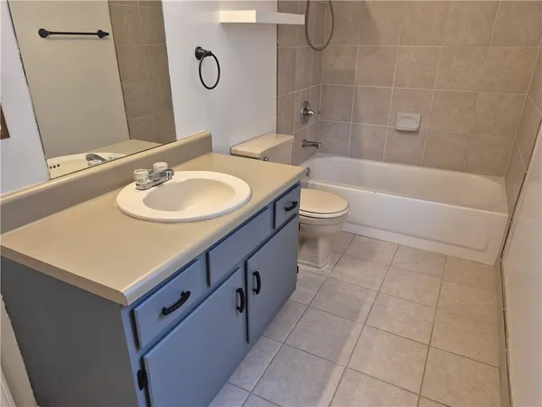 $1,700 | 101 Sterling Court, Alpharetta, GA 30004