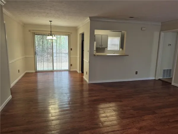 $1,700 | 101 Sterling Court, Alpharetta, GA 30004