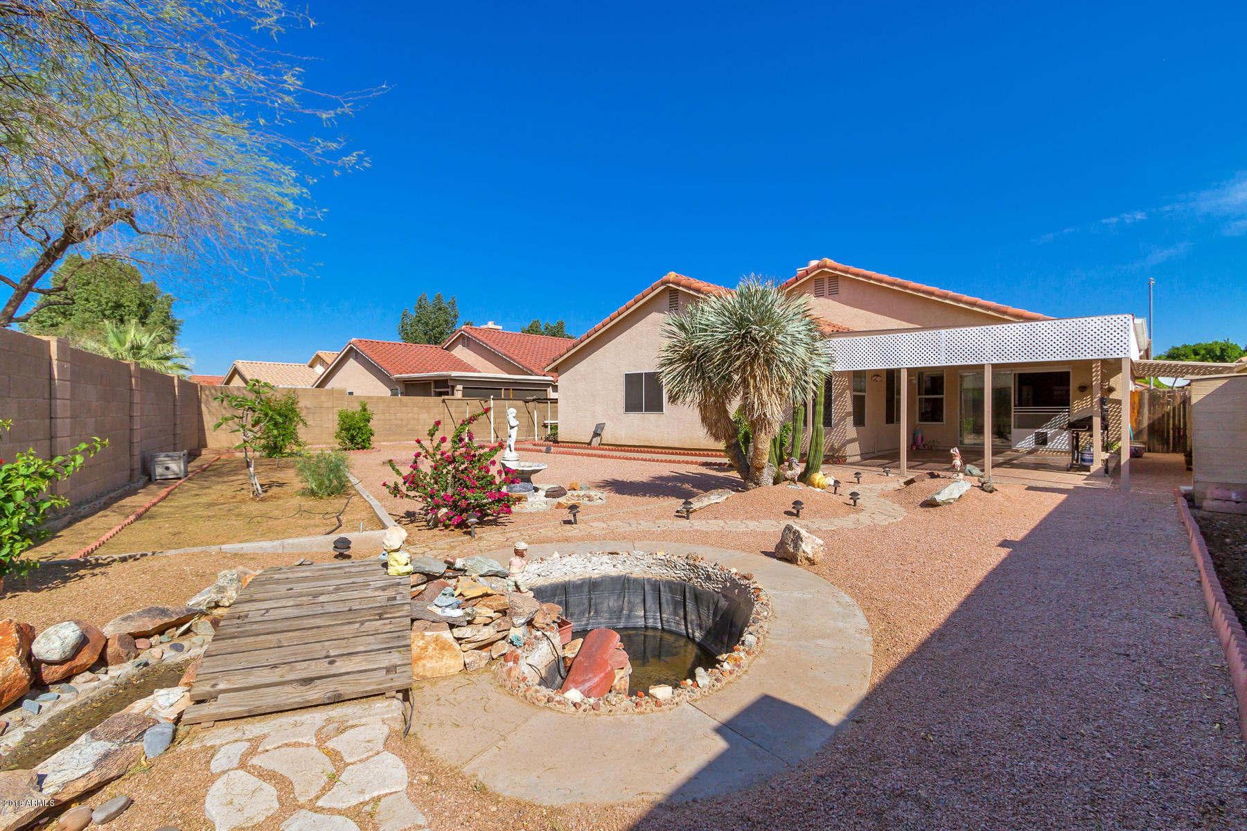 3941 West Charter Oak Road Phoenix, AZ 85029 - Photo 22 of 25 a view of a house with entertaining space