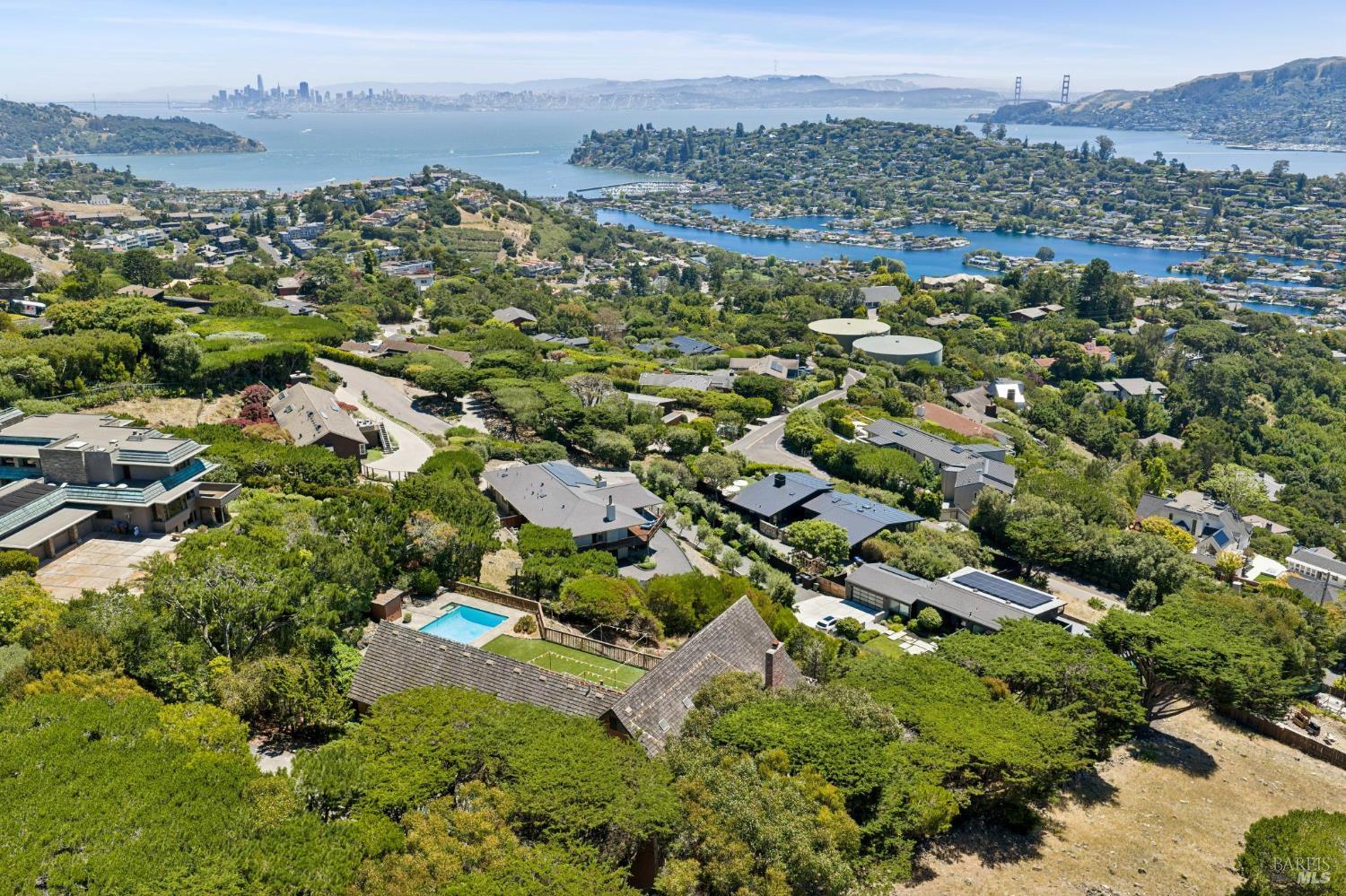 81 Mt Tiburon Road Belvedere Tiburon, CA 94920 - Photo 15 of 26