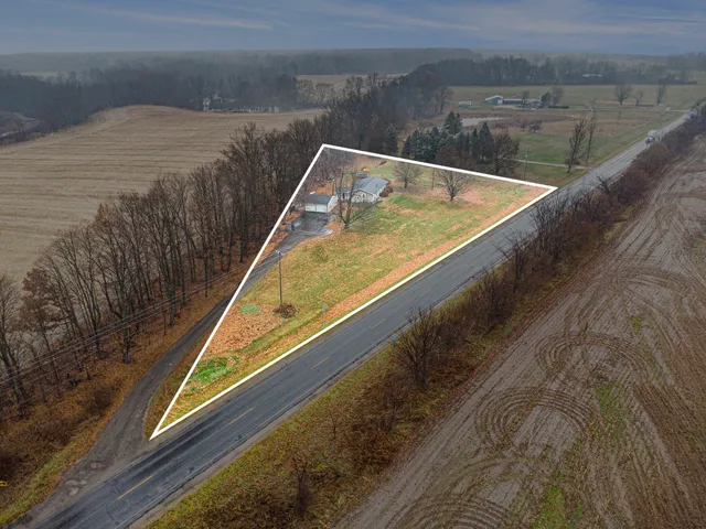 $234,900 | 19225 US Highway 27 North, Marshall, MI 49068
