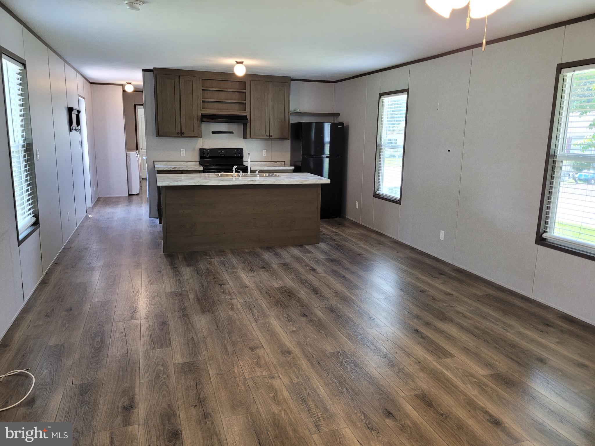 21182 Marsh Creek Road Preston, MD 21655 - Photo 8 of 17 Great Room