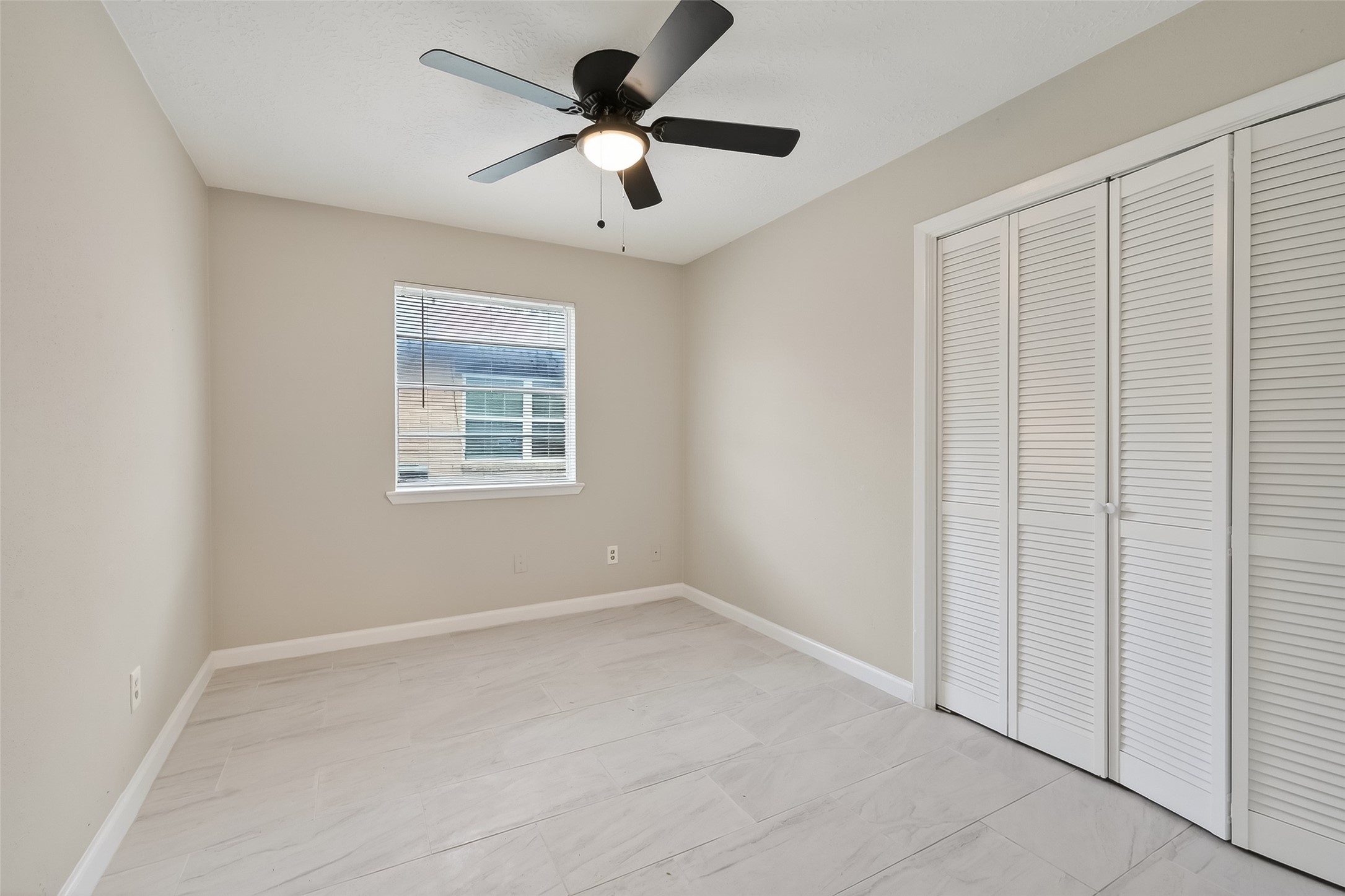 10510 Overview Drive Sugar Land, TX 77498 - Photo 27 of 40