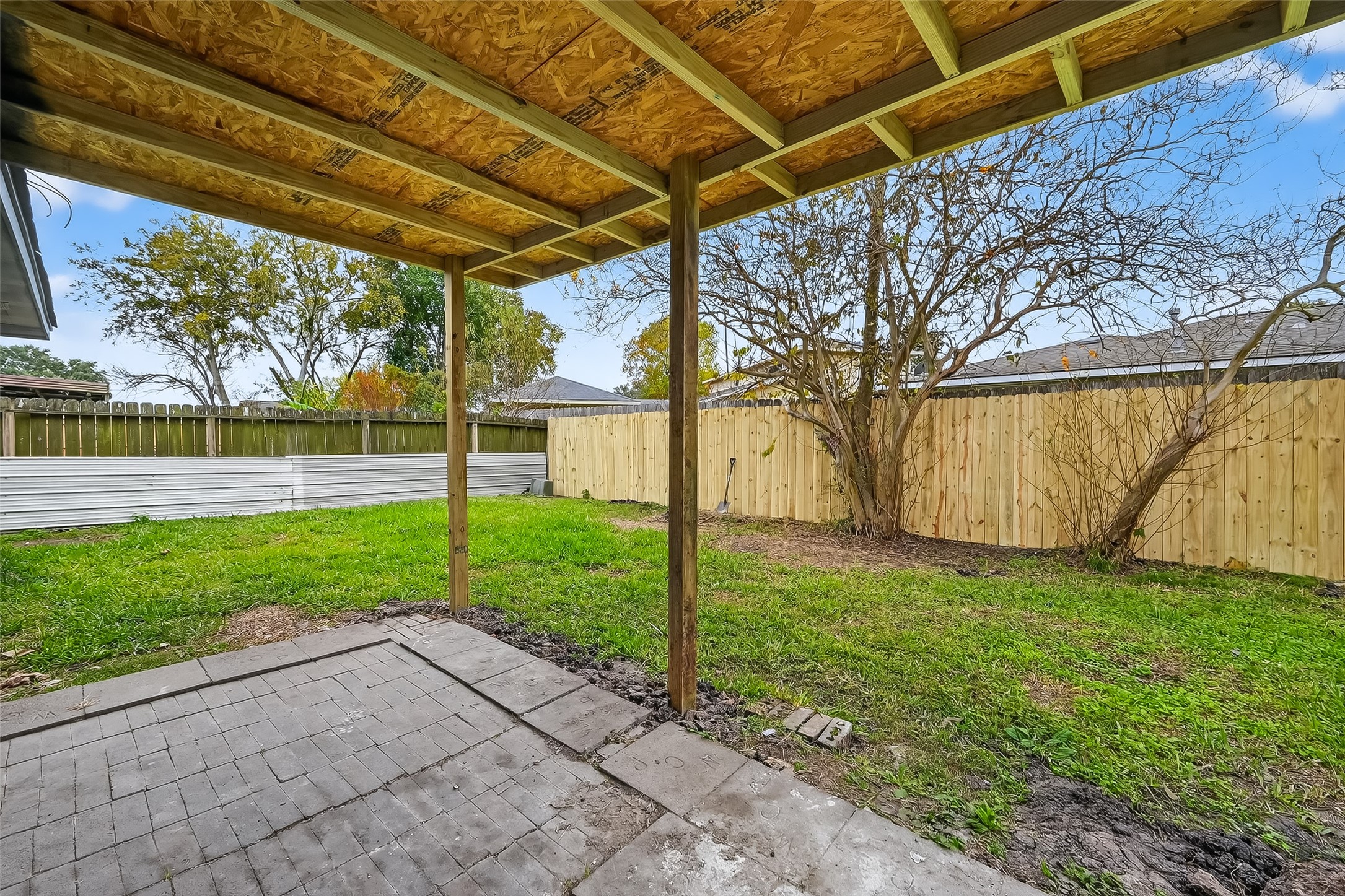 10510 Overview Drive Sugar Land, TX 77498 - Photo 35 of 40