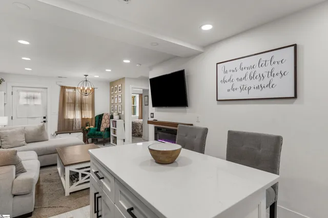 $185,000 | 20 Virginia Drive, Woodruff, SC 29388