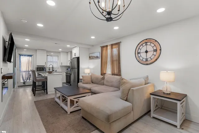 $185,000 | 20 Virginia Drive, Woodruff, SC 29388