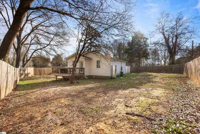 $185,000 | 20 Virginia Drive, Woodruff, SC 29388