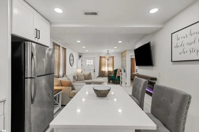 $185,000 | 20 Virginia Drive, Woodruff, SC 29388