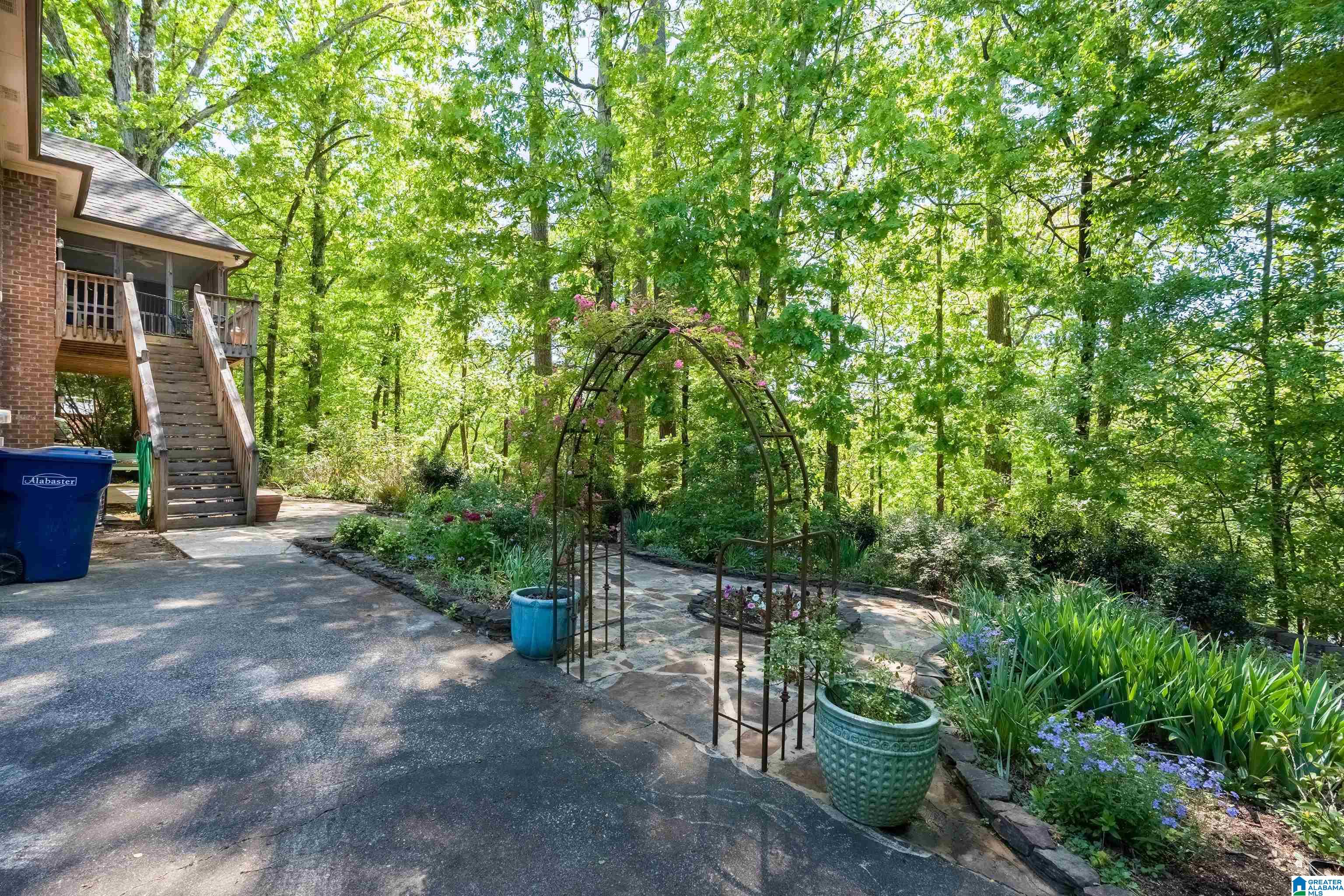145 Lake Forest Way Alabaster, AL 35114 - Photo 31 of 33