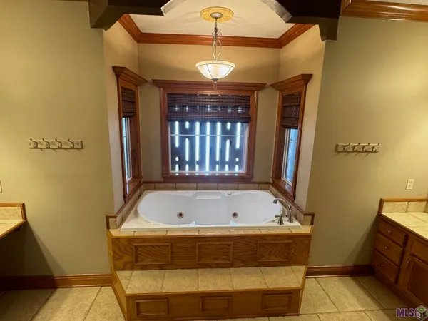 $2,800 | 117 Windsor Street, Houma, LA 70360