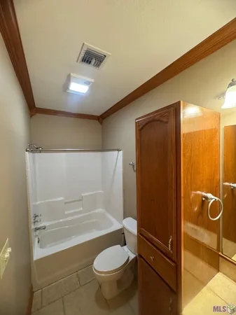 $2,800 | 117 Windsor Street, Houma, LA 70360