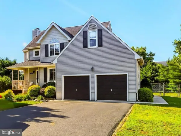 $525,000 | 330 Beckett Road, Swedesboro, NJ 08085