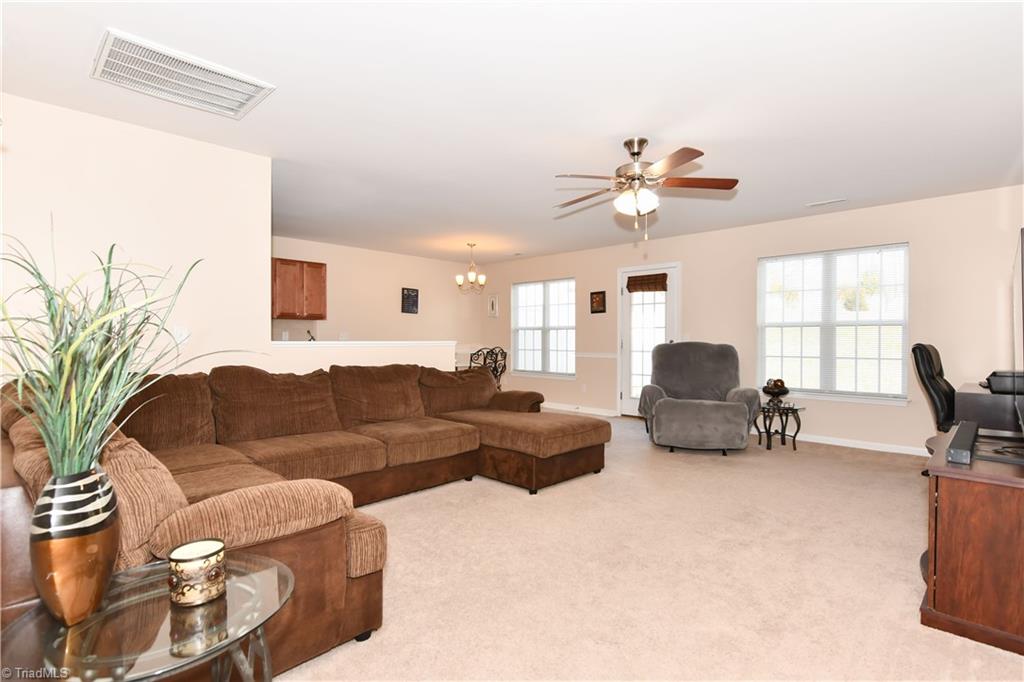 695 Ansley Way High Point, NC 27265 - Photo 6 of 19 Gallery Image 6