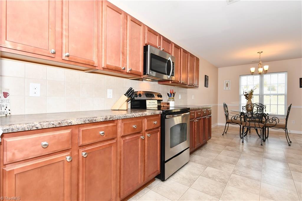 695 Ansley Way High Point, NC 27265 - Photo 10 of 19 Gallery Image 10