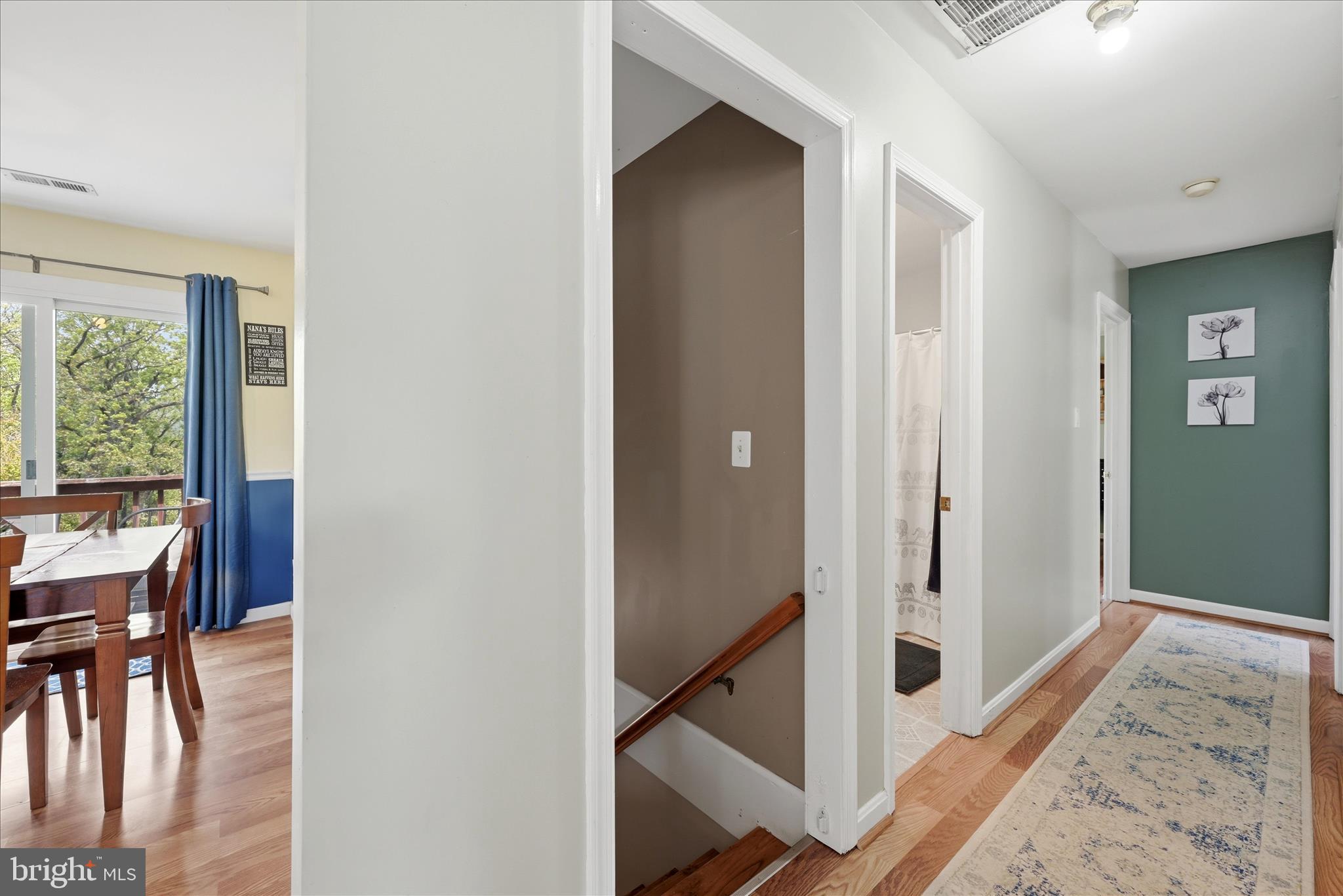 91 Granny Smith Road Linden, VA 22642 - Photo 27 of 65 a view of a hallway with interior of the house
