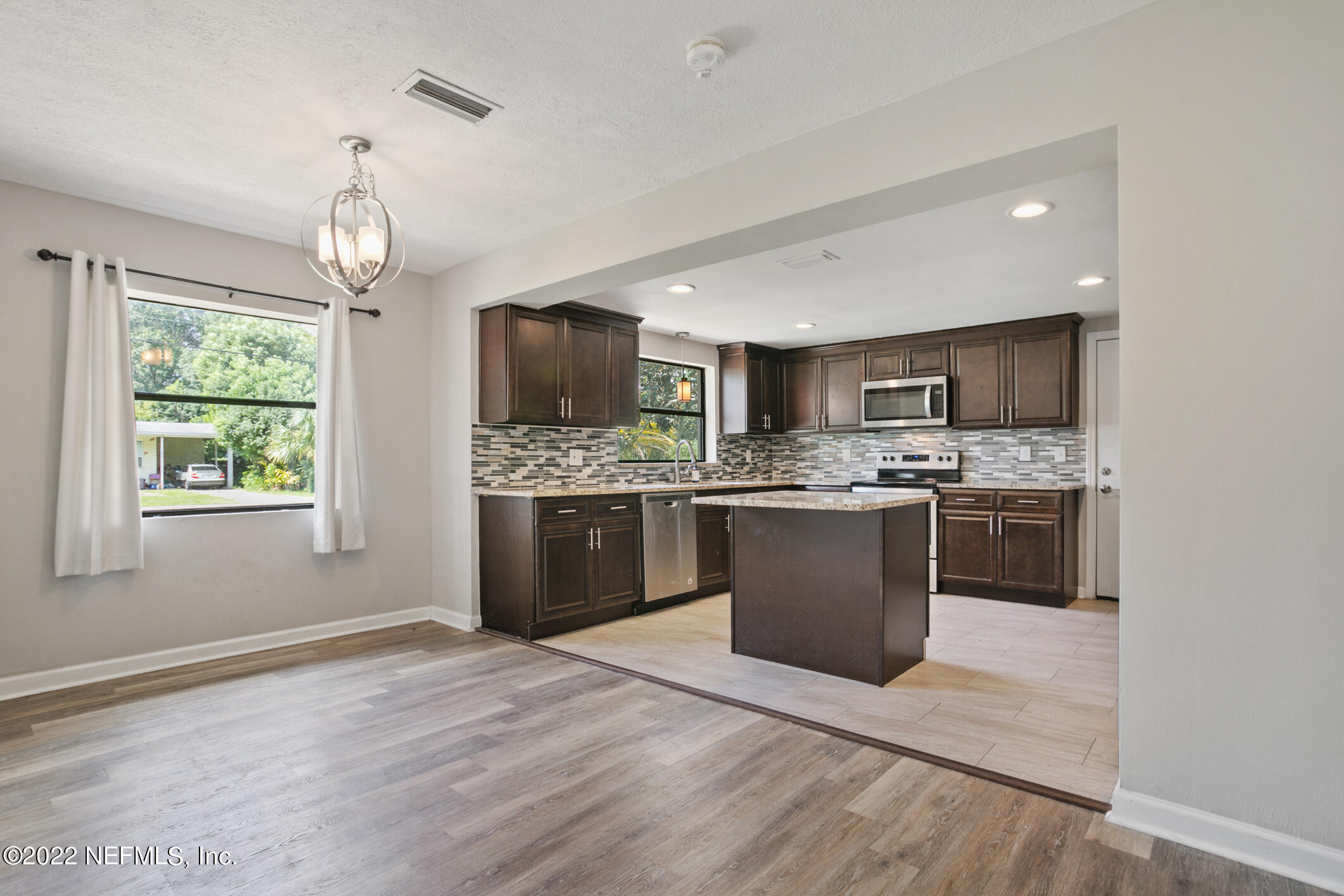 1217 Halifax Road Jacksonville, FL 32216 - Photo 7 of 32 1217 Halifax (9)