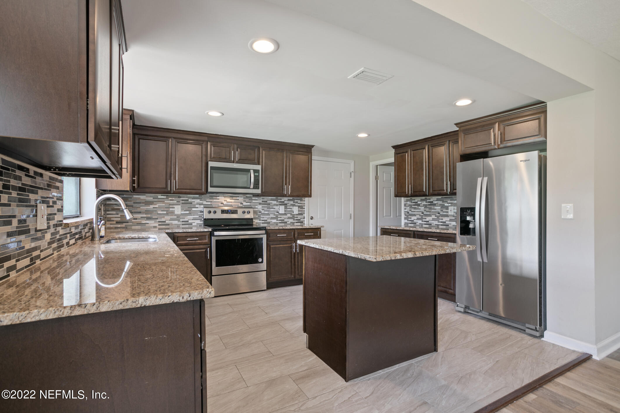1217 Halifax Road Jacksonville, FL 32216 - Photo 8 of 32 1217 Halifax (10)