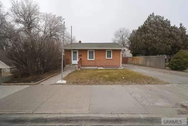 $289,000 | 285 Lomax Street, Idaho Falls, ID 83401