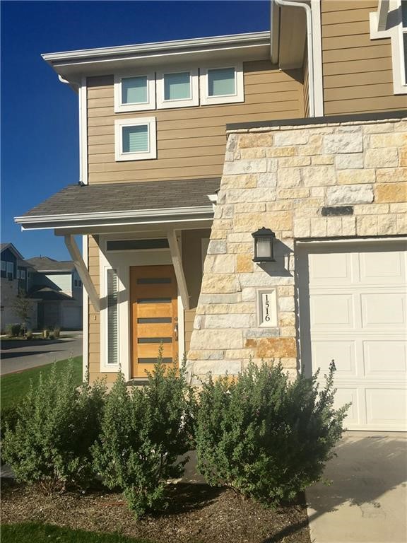 1516 Homespun Road Austin, TX 78745 - Photo 2 of 16