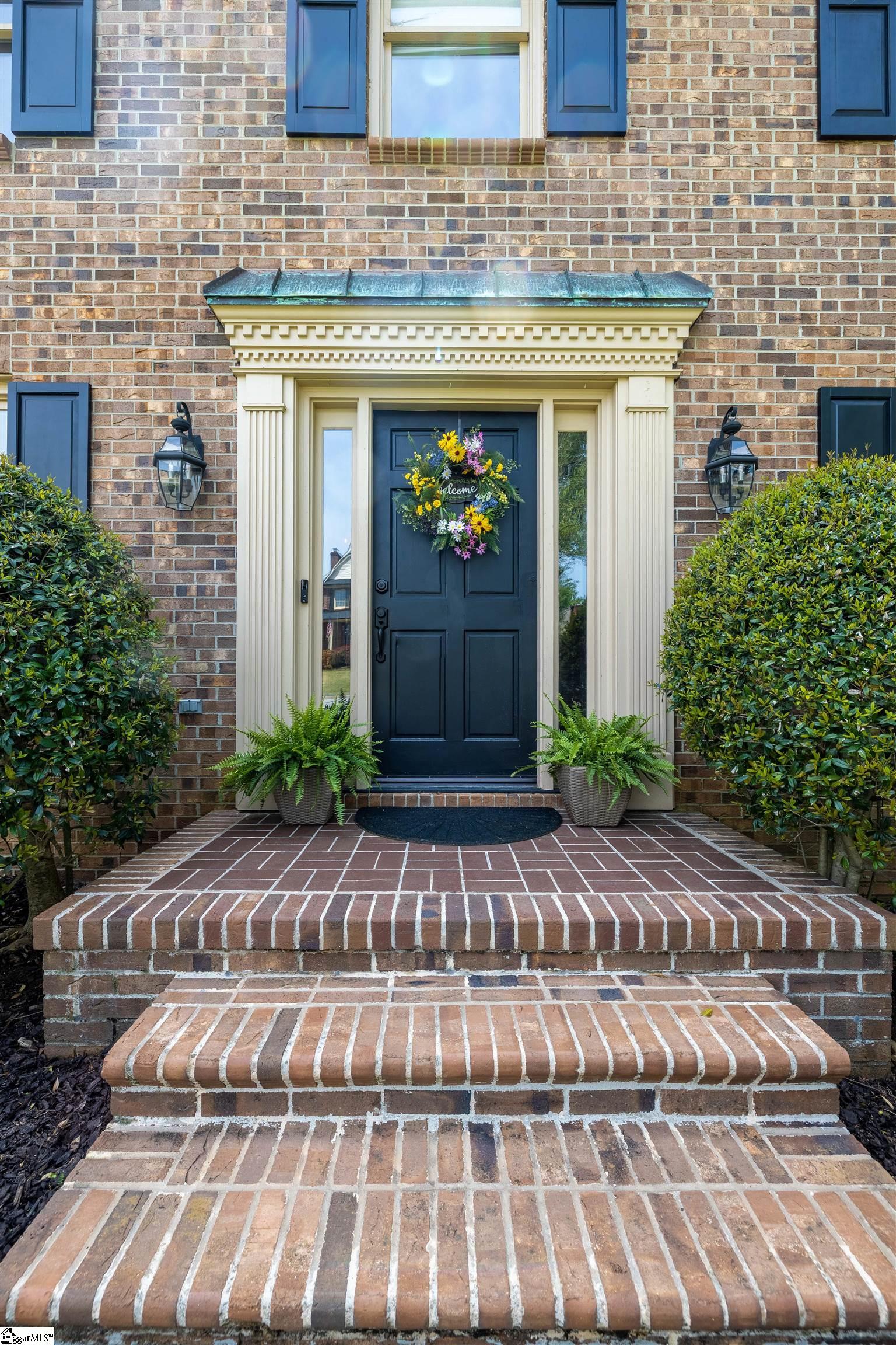 102 Autumn Road Greer, SC 29650 - Photo 4 of 36 Gallery Image 4
