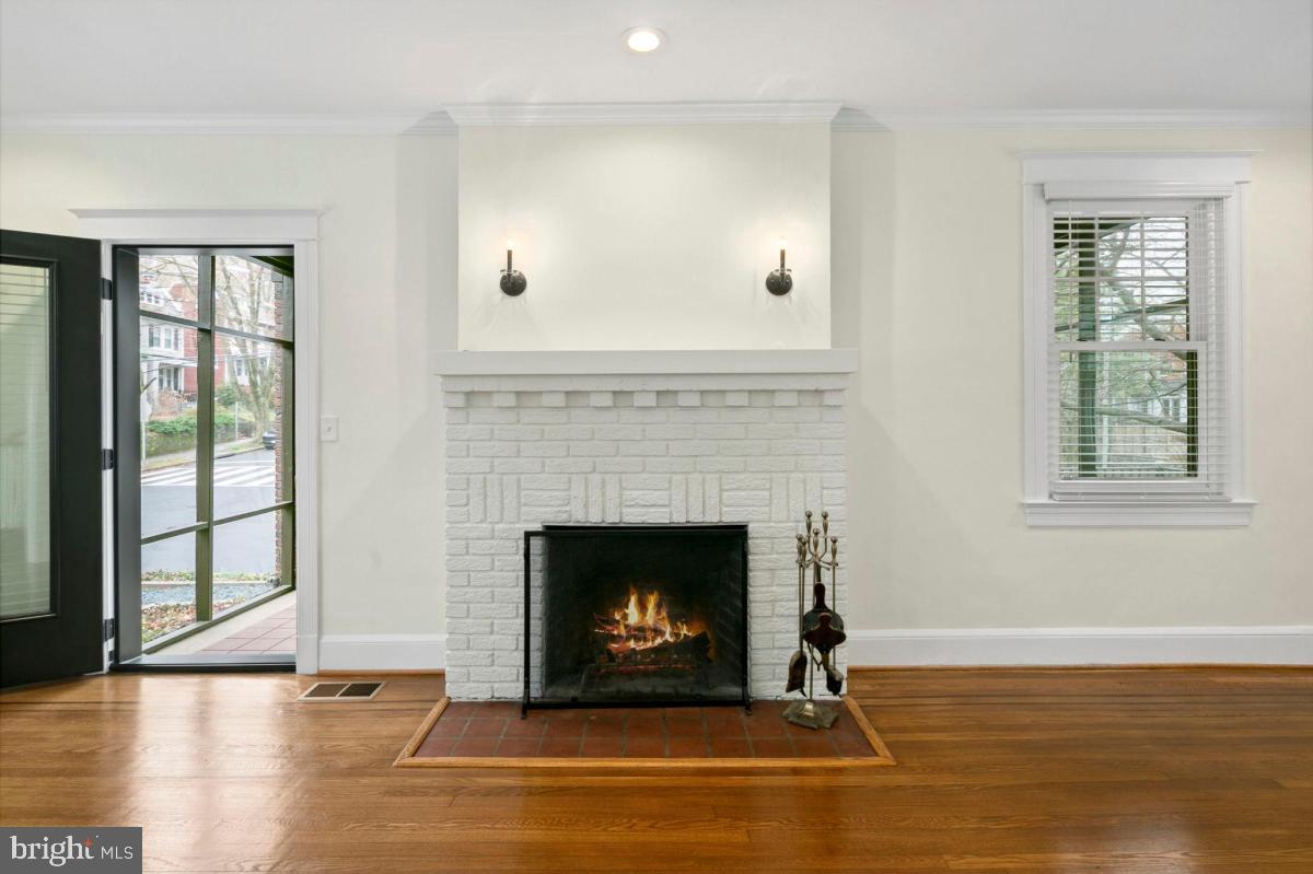 3643 Jenifer Street Northwest Washington, DC 20015 - Photo 6 of 48