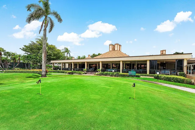 $420,000 | 5335 10th Fairway Drive, Unit 3, Delray Beach, FL 33484