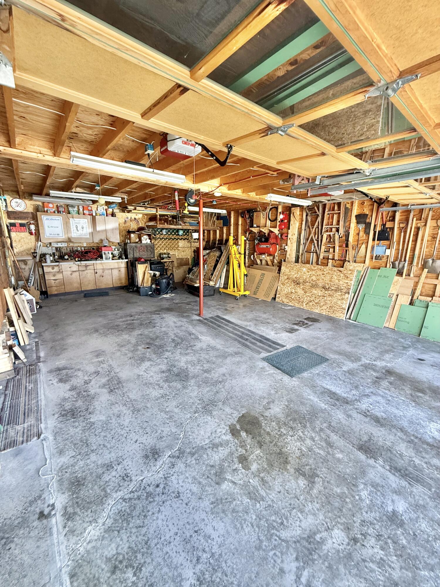 71 Hardy Street Presque Isle, ME 04769 - Photo 49 of 54 Garage